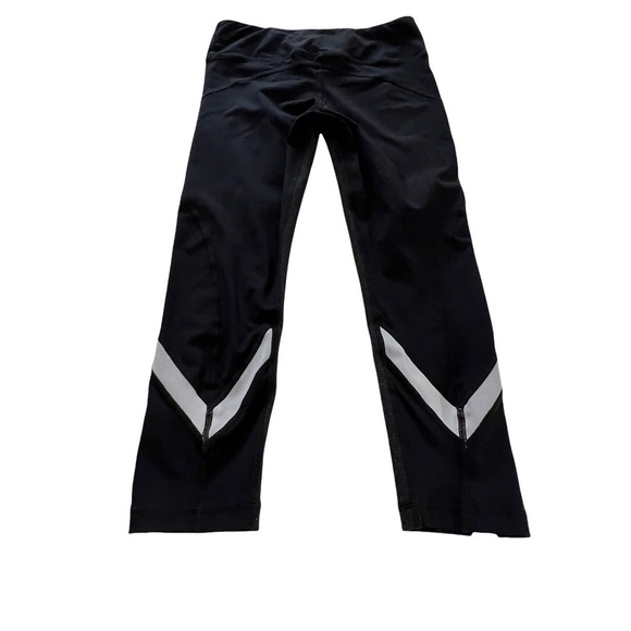 SoulCycle Cropped Leggings with Logo on Leg S athletic biking cycling - Picture 7 of 12